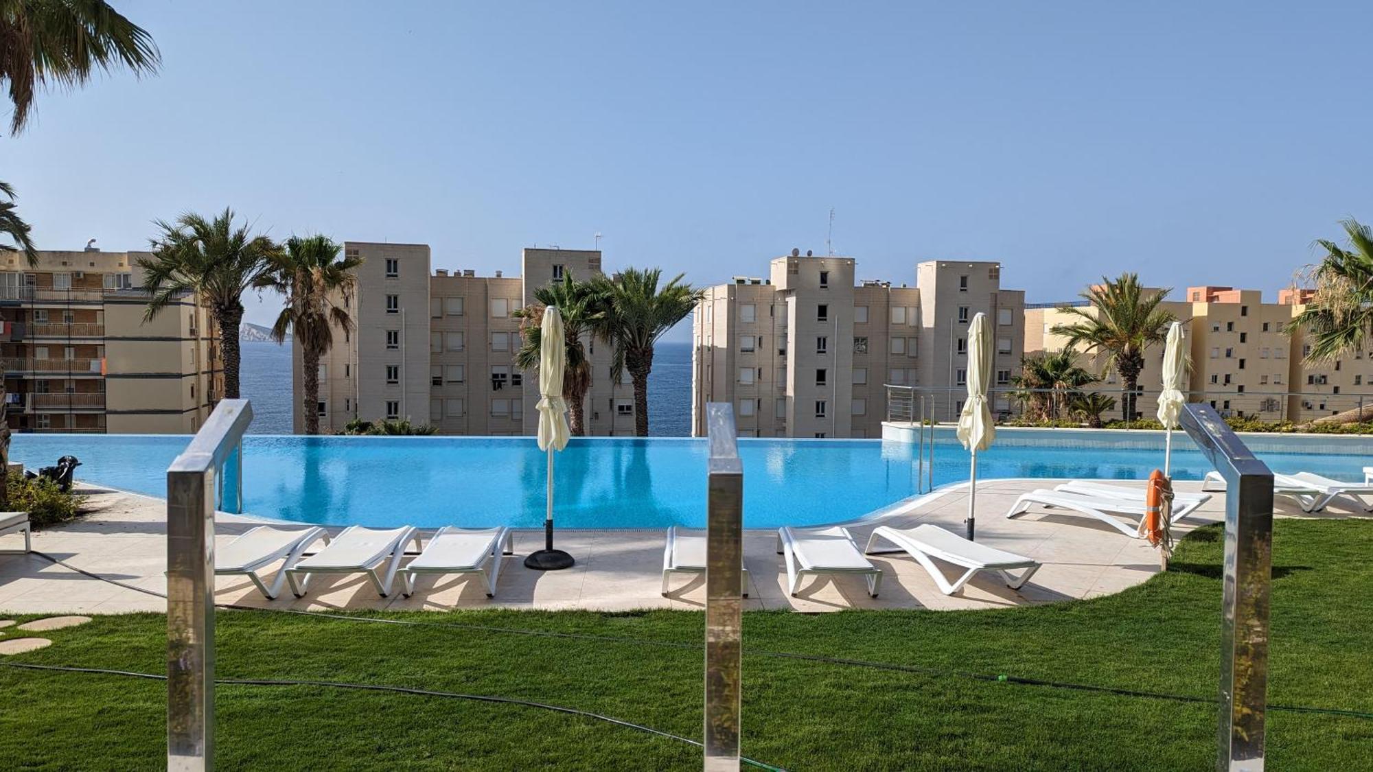 Sunset Cliffs Modern Apartment Бенидорм Экстерьер фото