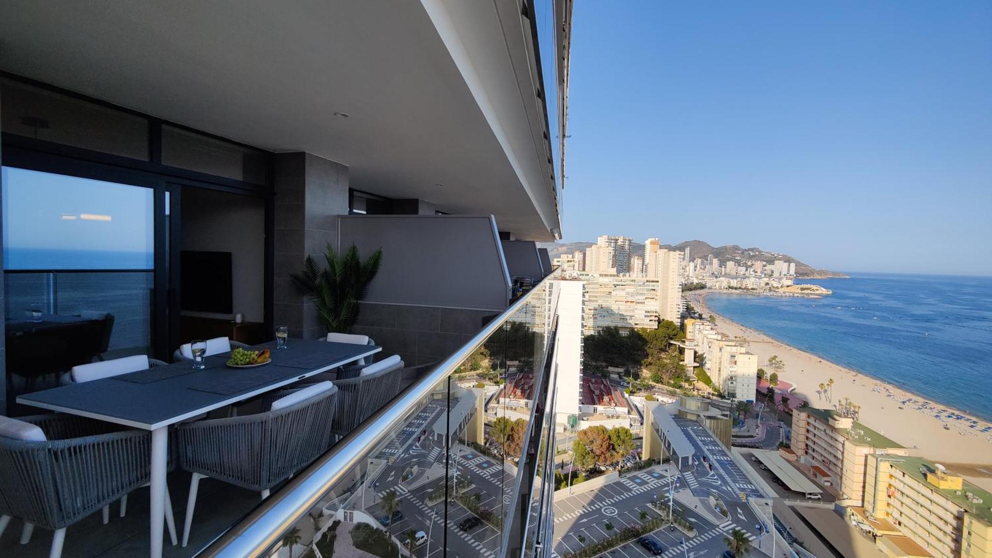 Sunset Cliffs Modern Apartment Бенидорм Экстерьер фото